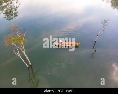 Lago Tuyen Lam di Nizza nella città di da Lat provincia di Lam Dong Vietnam meridionale Foto Stock