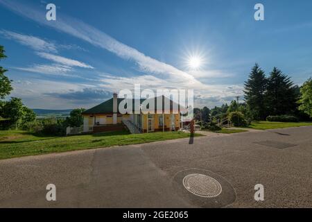 Piccola città termale climatica Lazne Kynzvart vicino Mariánské Lázně - Regione Karlovy Vary - Repubblica Ceca, Europa Foto Stock