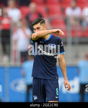 Suat SERDAR (B) deluso. Calcio 1 Bundesliga, 1° giorno, FC Colonia (K) - Hertha BSC Berlino (B), il 15 agosto 2021 a Koeln/Germania. Le normative DFL vietano l'uso di fotografie come sequenze di immagini e/o quasi-video Â Foto Stock