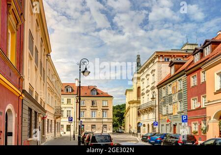 Città vecchia di Varsavia, immagine HDR Foto Stock
