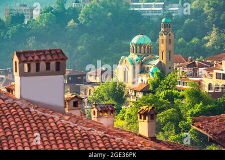 Panorama della Fortezza di Tsarevets a Veliko Tarnovo, chiesa e la città vecchia, Bulgaria Foto Stock