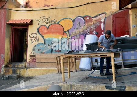 Il povero quartiere di Ouzai, sobborghi meridionali, Beirut, Libano. Foto Stock