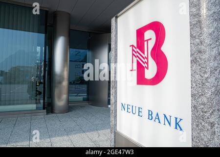 VADUZ, LIECHTENSTEIN - 28 MARZO 2020: Neue Bank è una banca privata con sede a Vaduz, nel Principato del Liechtenstein Foto Stock