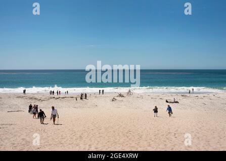 People on Carmel Beach, Carmel-by-the-Sea, California, USA. Sep 2019 Foto Stock