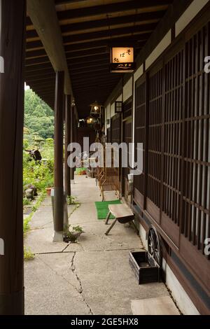 Nagano, Giappone, 2021-12-08 , Togakushi negozio di città. Foto Stock
