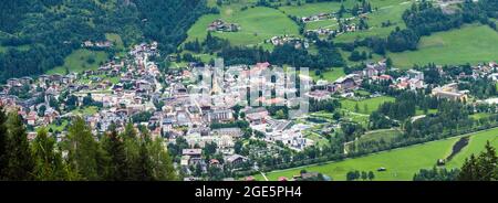 Vista di Bad Hofgastein, Gastein Valley, Salzburger Land, Austria Foto Stock