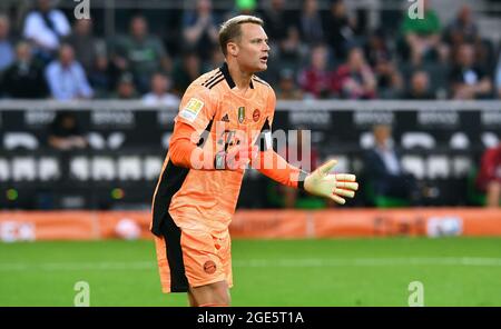 Partita di calcio Bundesliga al Borussia Park Moenchengladbach: BOR. Moenchengladbach vs Bayern Monaco di Baviera: Monaco di Baviera´s portiere Manuel Neuer. Foto Stock