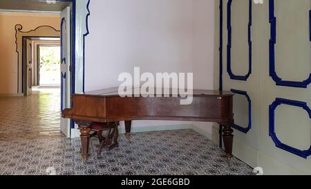 Vecchio pianoforte da Villa Rufolo, Ravello, Costiera Amalfitana, Campania, Italia Foto Stock