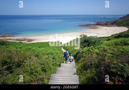 Spiaggia portoghese a Erquy (Costa di Penthièvre, Côtes d'Armor, Bretagna, Francia). Foto Stock