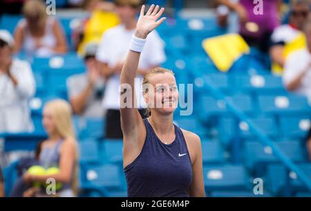 Petra Kvitova della Repubblica Ceca festeggia dopo il primo round del torneo di tennis 2021 Western & Southern Open WTA 1000 contro Madison Keys degli Stati Uniti il 16 agosto 2021 al Lindner Family Tennis Center di Cincinnati, USA - Photo Rob Prange / Spain DPPI / DPPI Foto Stock