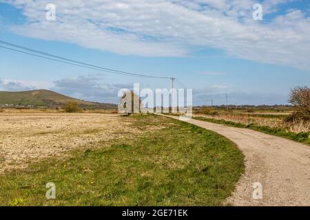 Un percorso attraverso la campagna, vicino Lewes in Sussex Foto Stock