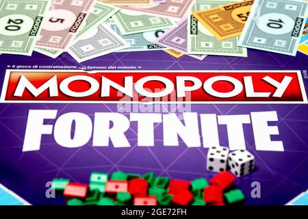 Primo piano di Fortnite Monopoly gioco da tavolo. Foto Stock