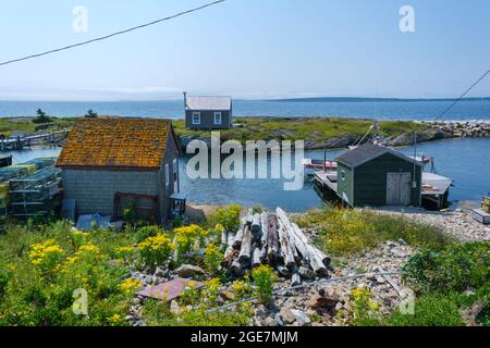 Lunenburg, Nuova Scozia, Canada - 12 Agosto 2021: La comunità Blue Rocks nel distretto di Lunenburg. Foto Stock