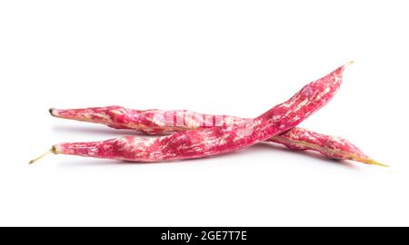 Fagioli di mirtillo. Cialde di fagioli isolate su sfondo bianco. Foto Stock