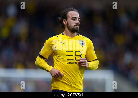 Oxford, Regno Unito. 17 agosto 2021. Ryan Williams di Oxford United durante la partita Sky Bet League 1 tra Oxford United e Crewe Alexandra al Kassam Stadium di Oxford, Inghilterra, il 17 agosto 2021. Foto di Andy Rowland. Credit: Prime Media Images/Alamy Live News Foto Stock