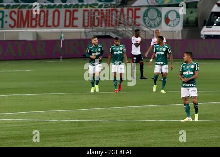 San Paolo, San Paolo, Brasile. 17 agosto 2021. (SPO) Copa Libertadores: Palmeiras e San Paolo. 17 agosto 2021, Sao Paulo, Brasile: Partita di calcio tra Palmeiras e Sao Paulo, valida per i quarti di finale della Copa Libertadores 2021, tenutasi presso lo stadio Allianz Parque, a Sao Paulo, martedì 16. Palmeiras ha vinto 3-0 ed è in semifinale di gara. (Credit Image: © Leco Viana/TheNEWS2 via ZUMA Press Wire) Foto Stock