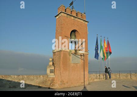 La Torre de la Vela, l'Alcazaba dell'Alhambra di Granada, Spagna. Foto Stock