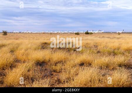 Aereo parcheggiato all'aeroporto di Alice Springs durante il Covid-19, territorio del Nord, Australia Foto Stock