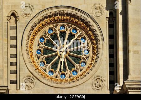 FRANCIA, SEINE-SAINT-DENIS (93) SAINT-DENIS, BASILIQUE SAINT-DENIS, WEST FACCIATA OROLOGIO Foto Stock