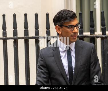 Londra, Regno Unito. 18 agosto 2021. Rishi Sunak, Cancelliere dello scacchiere di Downing Street Londra, Credit: Ian Davidson/Alamy Live News Foto Stock