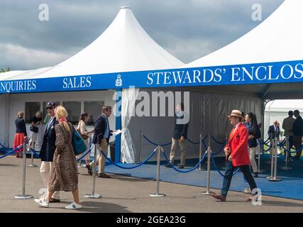 Ingresso alla Steward's enclosure presso la Henley Royal Regatta, Henley-on-Thames, Oxfordshire, Inghilterra Foto Stock