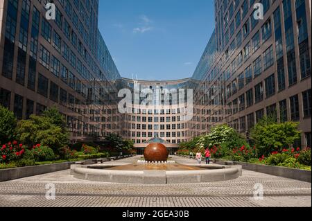 07.06.2019, Berlino, Germania, Europa - Vista esterna dell'edificio Spree-Boden, ex Ministero federale dell'interno di Alt-Moabit. Foto Stock