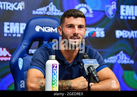 Empoli, Italia. 19 agosto 2021. Patrick Cutrone (Empoli) Durante Presentazione Patrick Cutrone nuovo concerto Empoli FC, Altro in Empoli, Italia, 19 agosto 2021 Credit: Independent Photo Agency/Alamy Live News Foto Stock