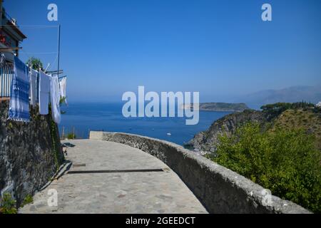 Vista panoramica sulla costa di San Nicola Arcella, località turistica della Calabria. Foto Stock