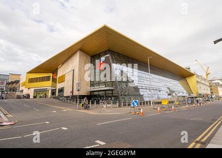 La nuova facciata della Queen Street Station Glasgow Scozia Foto Stock