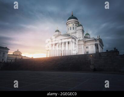 Cattedrale di Helsinki al tramonto - Helsinki, Finlandia Foto Stock