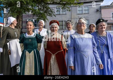Totnes Elizabethan Society, una celebrazione delle radici elisabettiane della Città di Totnes, South Devon, Inghilterra, Regno Unito Foto Stock