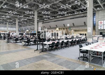 Tokyo, Giappone. 20 ago 2021. Interno del principale centro stampa a Tokyo 2020 Summer Paralympic Games (Photo by Lev Radin/Pacific Press) Credit: Pacific Press Media Production Corp./Alamy Live News Foto Stock