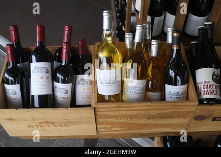 Copenaghen, Danimarca., 20 agosto 2021, /Vinveto enoteca estbished 2015 at glasshellernere Tov in danish capital Coenhagen. (Foto..Francis Joseph Foto Stock