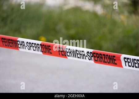 Non attraversare la linea dai vigili del fuoco Foto Stock