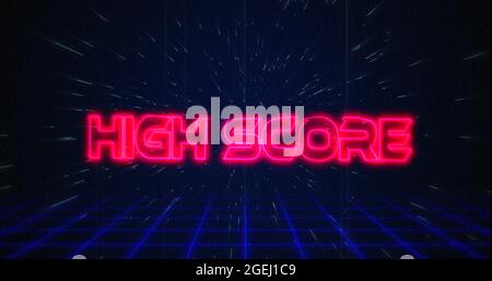 Retro High Score testo che glitching su blu e rosso triangoli 4k Foto Stock