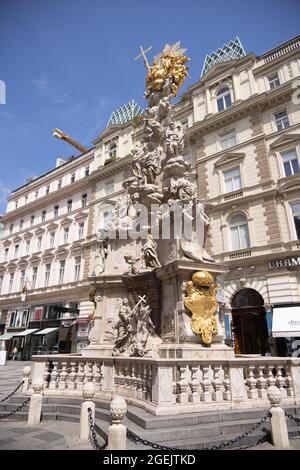 La colonna della Trinità a Vienna chiamata anche colonna di targa nel centro della città - VIENNA, AUSTRIA, EUROPA - 1 AGOSTO 2021 Foto Stock