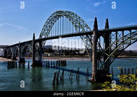 Yaquina Bay Bridge in Newport Oregon Foto Stock