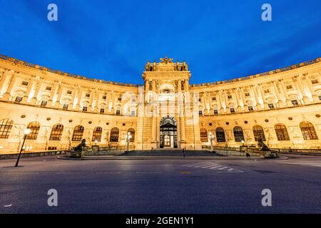 Il palazzo Hofburg di Vienna - il più famoso punto di riferimento della città Foto Stock