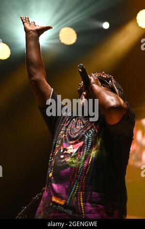 New York City, USA. 20 ago 2021. George Clinton e Parliament Funkadelic si esibiscono alla serie di concerti di NYC Homecoming presso il Forest Hills Stadium nel distretto di New York, New York, 20 agosto 2021. (Anthony Behar/Sipa USA) Credit: Sipa USA/Alamy Live News Foto Stock