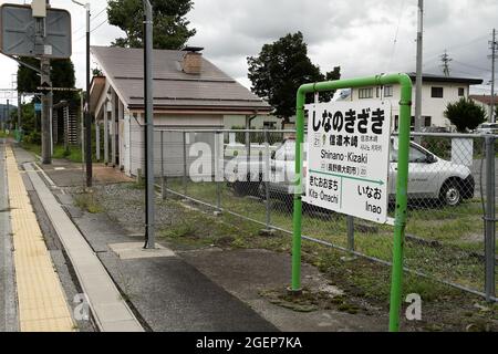 Omachi, Nagano, 2021-16-08 , Shinano-Kizaki Station è una stazione ferroviaria della città di Omachi, Nagano, Giappone, gestita dalla East Japan Railway Company Foto Stock