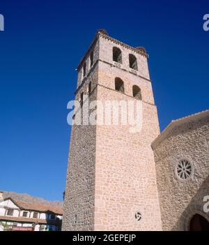 TORRE DE LA IGLESIA PARROQUIAL - S XVI. LOCALITÀ: IGLESIA DE NUESTRA SEÑORA DE LAS NIEVES. MANZANARES EL REAL. MADRID. SPAGNA. Foto Stock