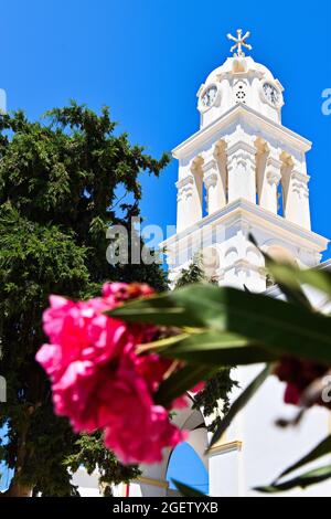 Megalochori, villaggio tradizionale sull'isola di Santorini, Grecia, Europa Foto Stock