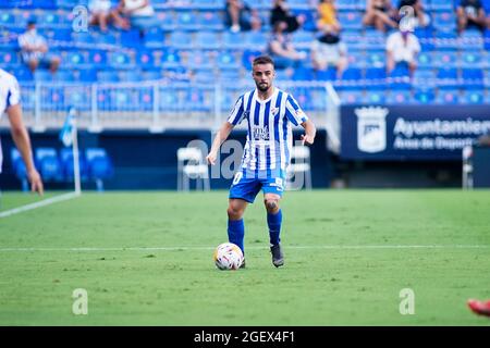 Malaga, Spagna. 16 Agosto 2021. Ismael Casas di Malaga CF in azione durante la partita LaLiga Smartbank 2021-2022 tra Malaga CF e CD Mirandes allo Stadio la Rosaleda. Punteggio finale; Malaga CF 0:0 CD Mirandes. (Foto di Francis Gonzalez/SOPA Images/Sipa USA) Credit: Sipa USA/Alamy Live News Foto Stock
