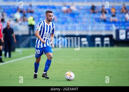 Malaga, Spagna. 16 Agosto 2021. Ismael Casas di Malaga CF in azione durante la partita LaLiga Smartbank 2021-2022 tra Malaga CF e CD Mirandes allo Stadio la Rosaleda. Punteggio finale; Malaga CF 0:0 CD Mirandes. (Foto di Francis Gonzalez/SOPA Images/Sipa USA) Credit: Sipa USA/Alamy Live News Foto Stock