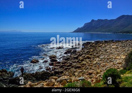 Route 44 Garden Route o Clarence passare attraverso Hottentots holland montagna a Città del Capo Foto Stock