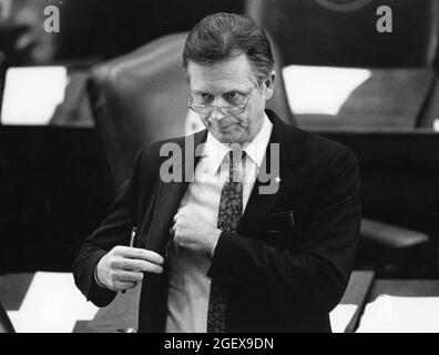 Austin Texas USA, circa 1989: Il Texas state Rep. Jim Williams nella Camera dei rappresentanti del Texas. ©Bob Daemmrich Foto Stock