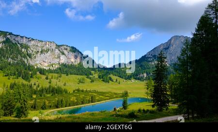 serbatoio d'acqua nella regione alta montagna austriaca wurzeralm Foto Stock