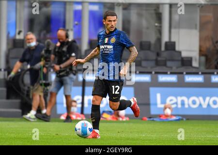 Milano, Italia. 21 Agosto 2021. Stefano sensi (12) dell'Inter ha visto durante la serie un incontro tra Inter e Genova a Giuseppe Meazza di Milano. (Photo Credit: Gonzales Photo/Alamy Live News Foto Stock