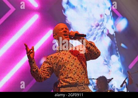 Non esclusiva: Jimmy Somerville, Rewind Festival South, Henley-on-Thames, Regno Unito, 21 agosto 2021, Foto di Richard Goldschmidt Foto Stock