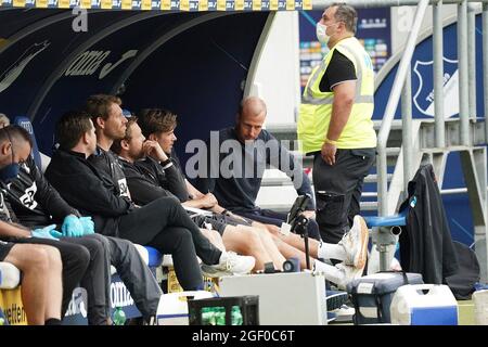 08/22/2021, PreZero-Arena, Sinsheim, GER, 1.FBL, TSG 1899 Hoffenheim vs Union Berlin, le normative DFL vietano l'uso di fotografie come sequenze di immagini e / o quasi-video. Nella vettura di foto Sebastian Hoeness (Hoffenheim) Foto Stock